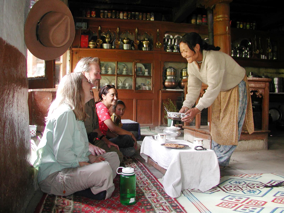 Homestays in Darjeeling Local food of Darjeeling Hospitality of Homestay Homestay vs Hotels in Darjeeling